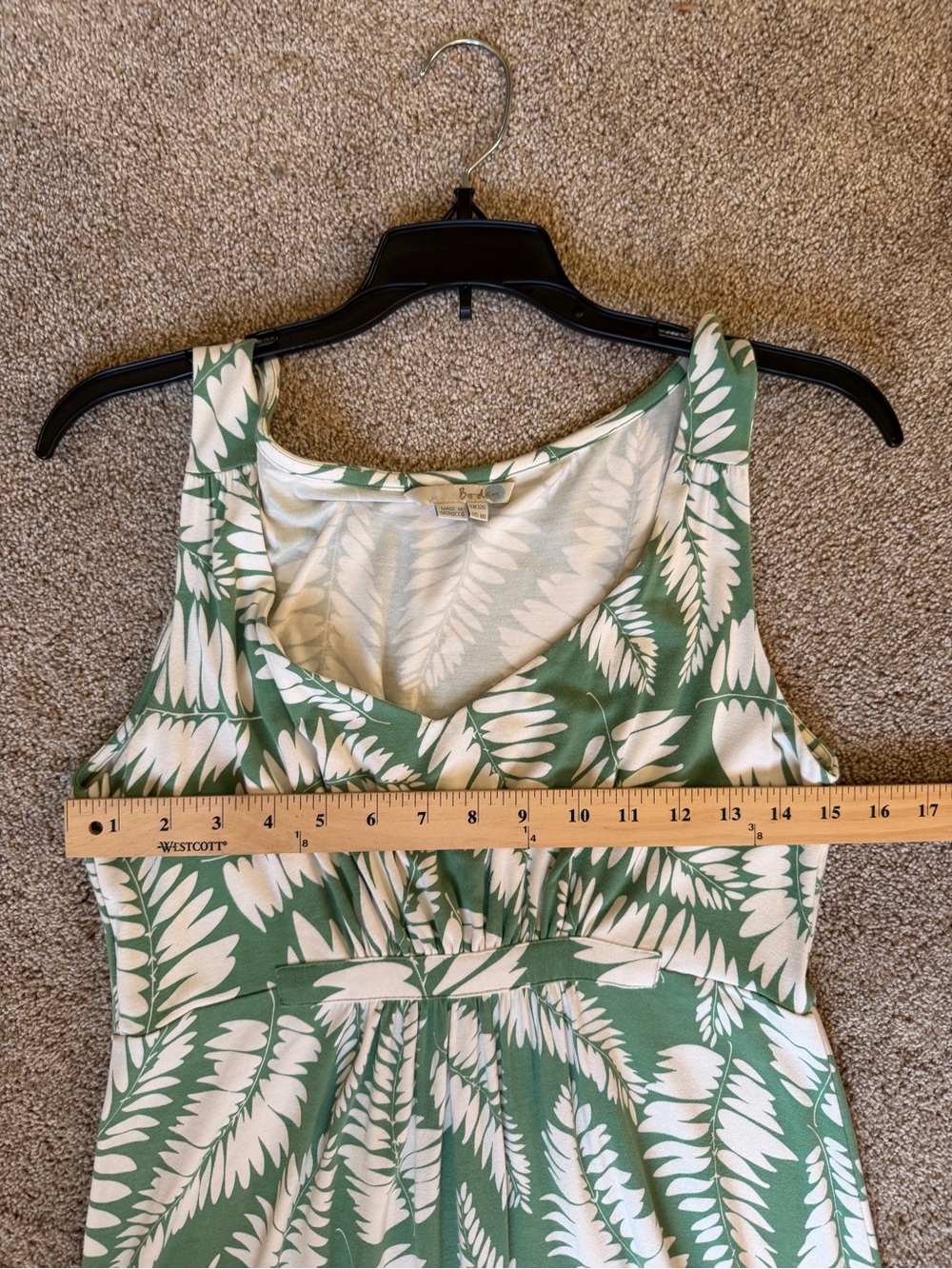 Boden Green and White Leaf-Print V-Neck Maxi Dress - Picture 6 of 7